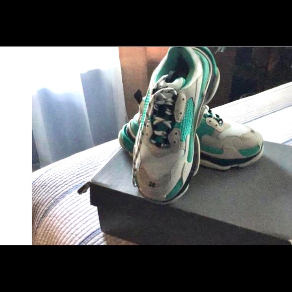 Balenciaga Triple S Snickers - Picture 4 of 5